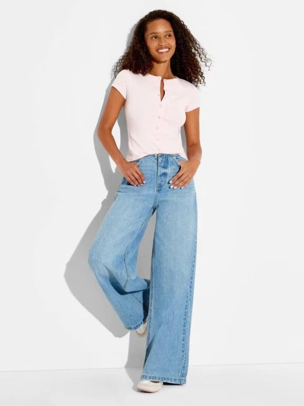 NWT Women's Wild Fable Size 16 Mid-Rise Ultra-Wide Leg Blue Denim Jeans